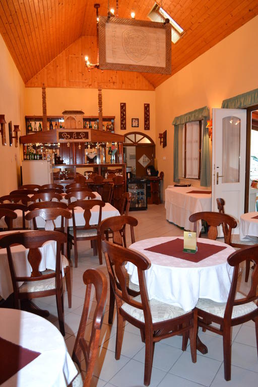 Nosztalgia Hotel Balatonszarszo Dış mekan fotoğraf