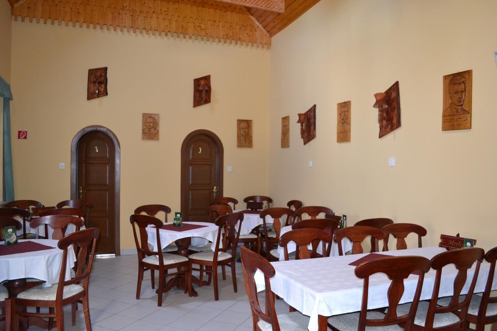 Nosztalgia Hotel Balatonszarszo Dış mekan fotoğraf